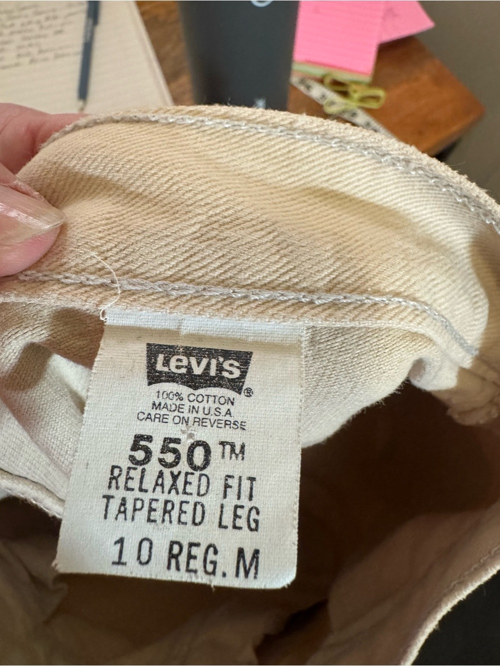 Levi's 550 Relaxed Fit Boyfriend Jeans - Cream